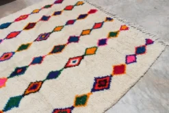 Tapis coloré fait main