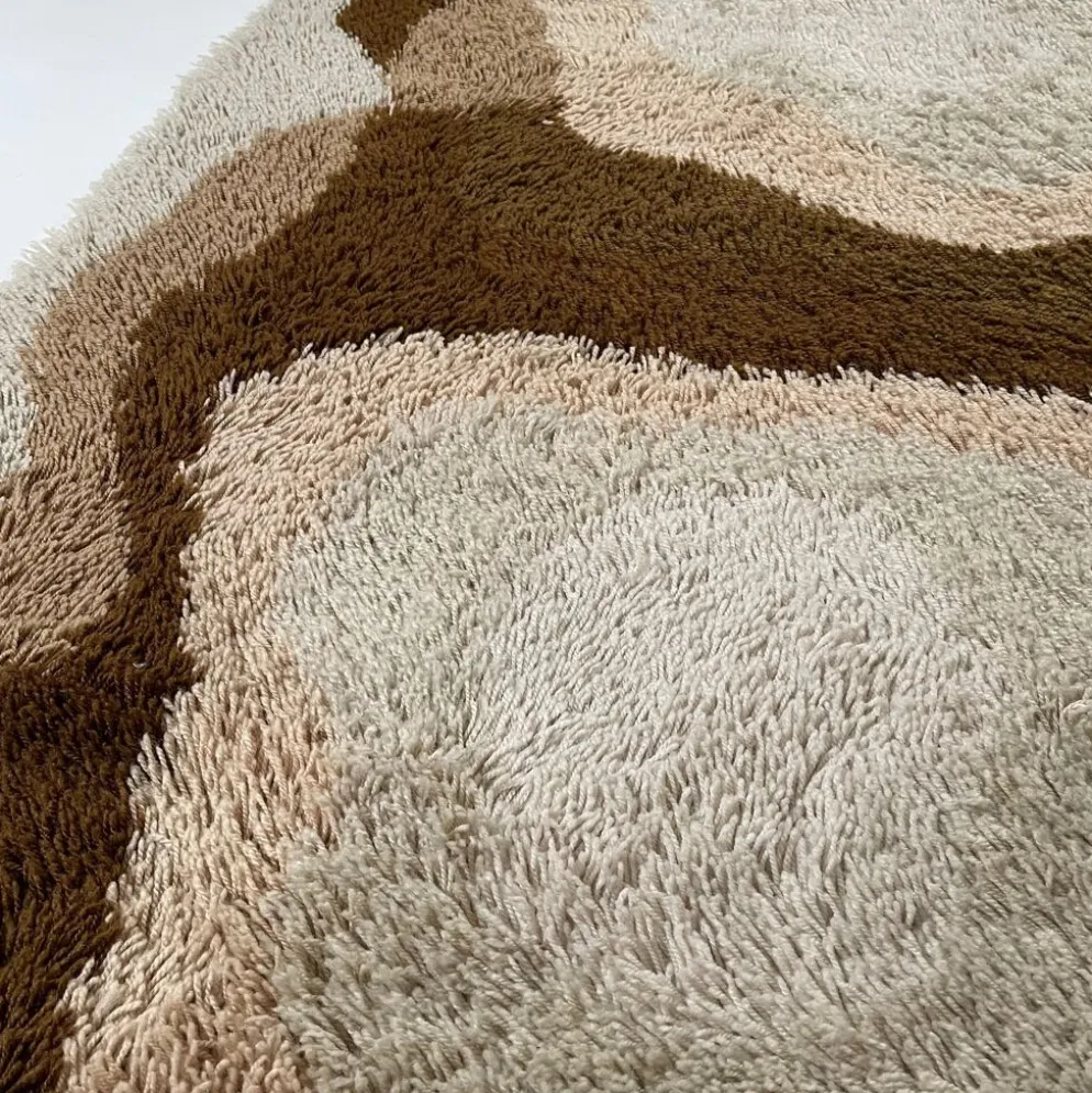 Tapis coloré psychédélique par Desso Pays-Bas Danemark 1970