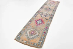 Tapis couloir Oushak vintage fuchsia, en laine turque, 86x341 cm