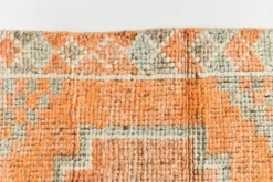 Tapis couloir vintage turc en laine Oushak, ton abricot