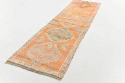 Tapis couloir vintage turc en laine Oushak, ton abricot