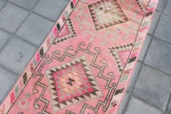 Tapis de couloir rose à médaillons, tapis turc vintage, 86x364 cm