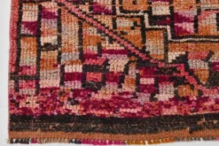 Tapis de couloir turc fuchsia et bordeaux, pièce unique