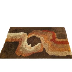 Tapis en laine de l'ère spatiale des années 1970 | Motif de vague organique moderne du milieu du siècle. Fabriqué en Italie.