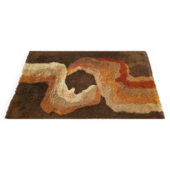 Tapis en laine de l'ère spatiale des années 1970 | Motif de vague organique moderne du milieu du siècle. Fabriqué en Italie.