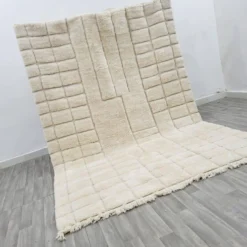 Tapis en laine pure fait main artisanale traditionnelle blanche 2/3 m
