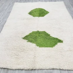 Tapis en laine pure fait main marocaine vert et blanc 1,5/2,5 m