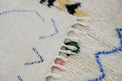 Tapis en laine tissé à la main coloré, 145 x 105 cm - P426