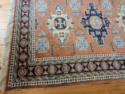 Tapis en laine traditionnel turc ou oriental