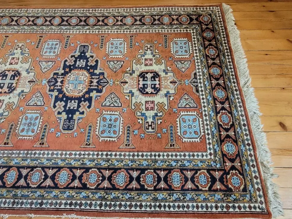 Tapis en laine traditionnel turc ou oriental