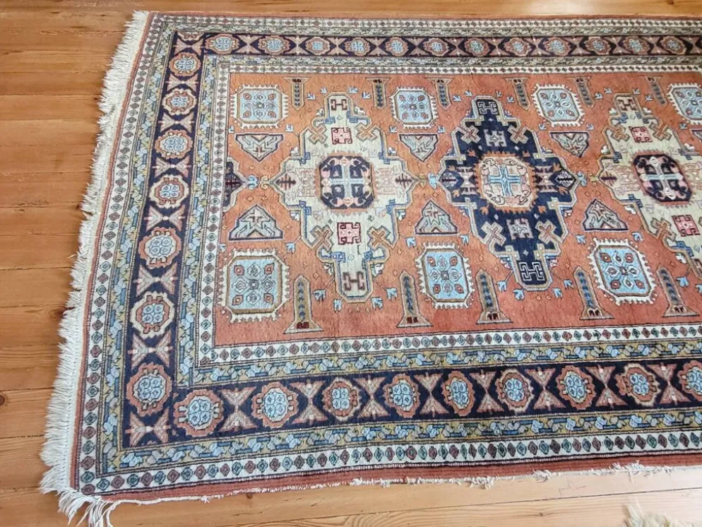 Tapis en laine traditionnel turc ou oriental