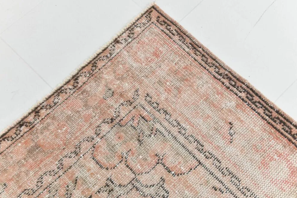 Tapis en laine turc vintage fait main en rose blush atténué, 191x316 cm