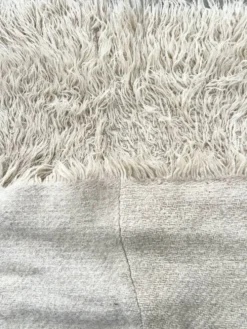 Tapis Flokati vintage pure laine vierge carré 210 × 210 cm années 70