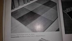 Tapis géométrique au design original d'Antonín Kybal, vers 1940.