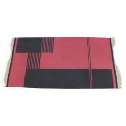 Tapis géométrique moderniste Kilim des années 1950