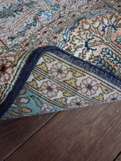 Tapis Indien Cachemire soie fait main 196x122cm