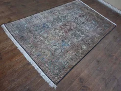 Tapis Indien Cachemire soie fait main 196x122cm