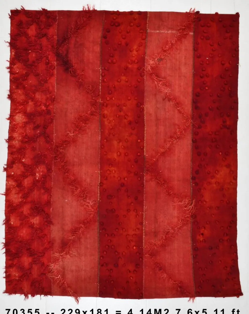 Tapis Kilim Anatolien Vintage Turc, Teintes de Rouge Vin Décor Boho