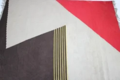Tapis kilim géométrique du milieu du siècle dans le style d'Antonín Kybal, années 1950.