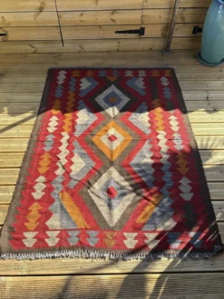 Tapis kilim multicolore. Turquie, années 70