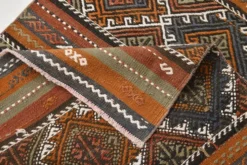 Tapis Kilim persan rouge et vert 3x9, 81x279 cm