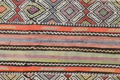 Tapis Kilim turc antique vintage 174 x 236 cm
