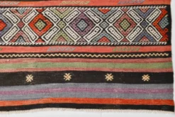 Tapis Kilim turc antique vintage 174 x 236 cm