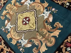 Tapis Kilim vert sarcelle fait à la main, tapis oriental, tapis carré de Moldavie.