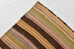 Tapis Kilim vintage 4x7 pour chambre de ferme, 139x215 cm