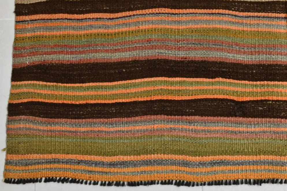 Tapis Kilim vintage 4x7 pour chambre de ferme, 139x215 cm