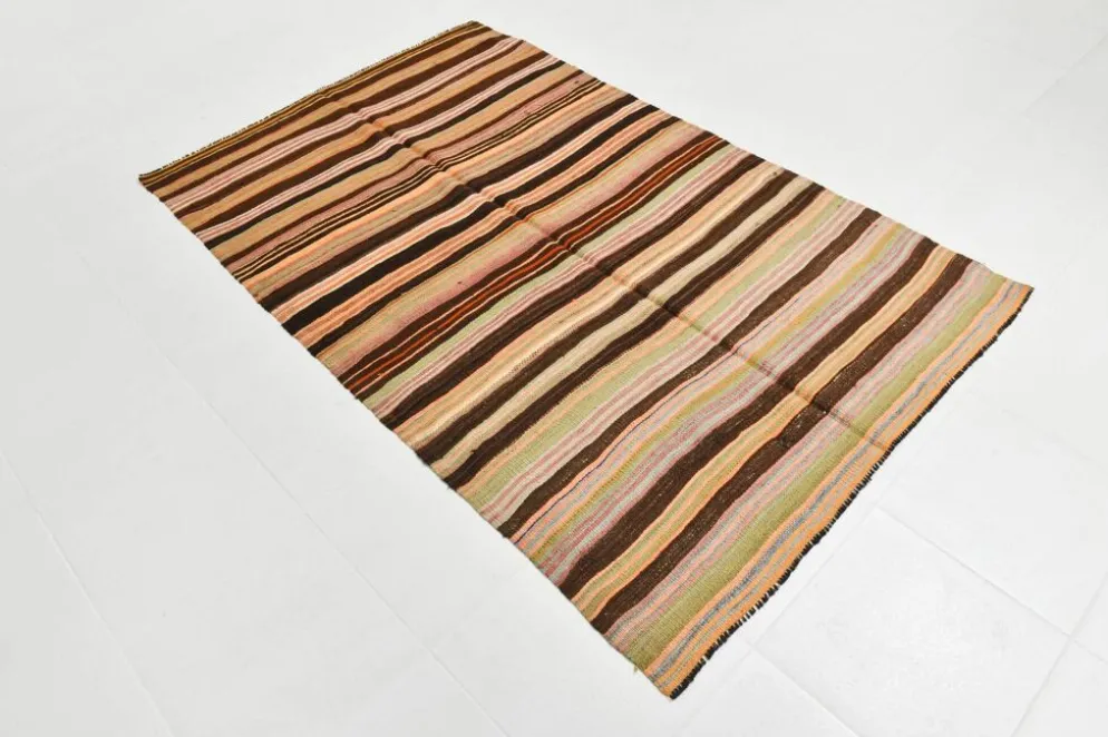 Tapis Kilim vintage 4x7 pour chambre de ferme, 139x215 cm
