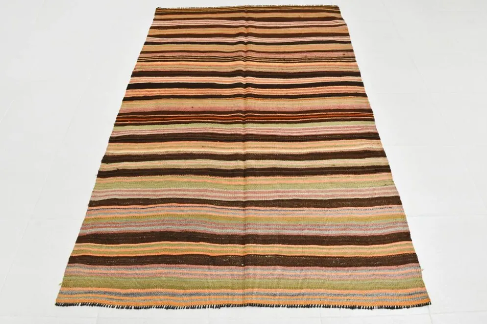 Tapis Kilim vintage 4x7 pour chambre de ferme, 139x215 cm
