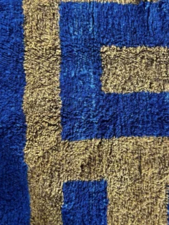 Tapis marocain Mrirt bleu et vert sur mesure en laine, Aftas