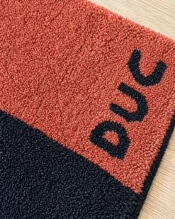 Tapis “Moins c’est plus” Christian Duc pour Toulemonde Bochart, années 80