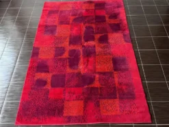 Tapis / moquette géométrique abstrait de style mid-century, années 1970 / Tchécoslovaquie