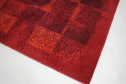 Tapis / moquette géométrique abstrait de style mid-century, années 1970 / Tchécoslovaquie