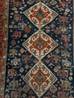 Tapis nomade persan Qashqai ancien fait main – fond bleu 94x112cm