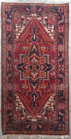 Tapis noué main persan 140 x 72 cm
