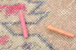 Tapis oriental vintage turc crème et rose, 121 x 208 cm