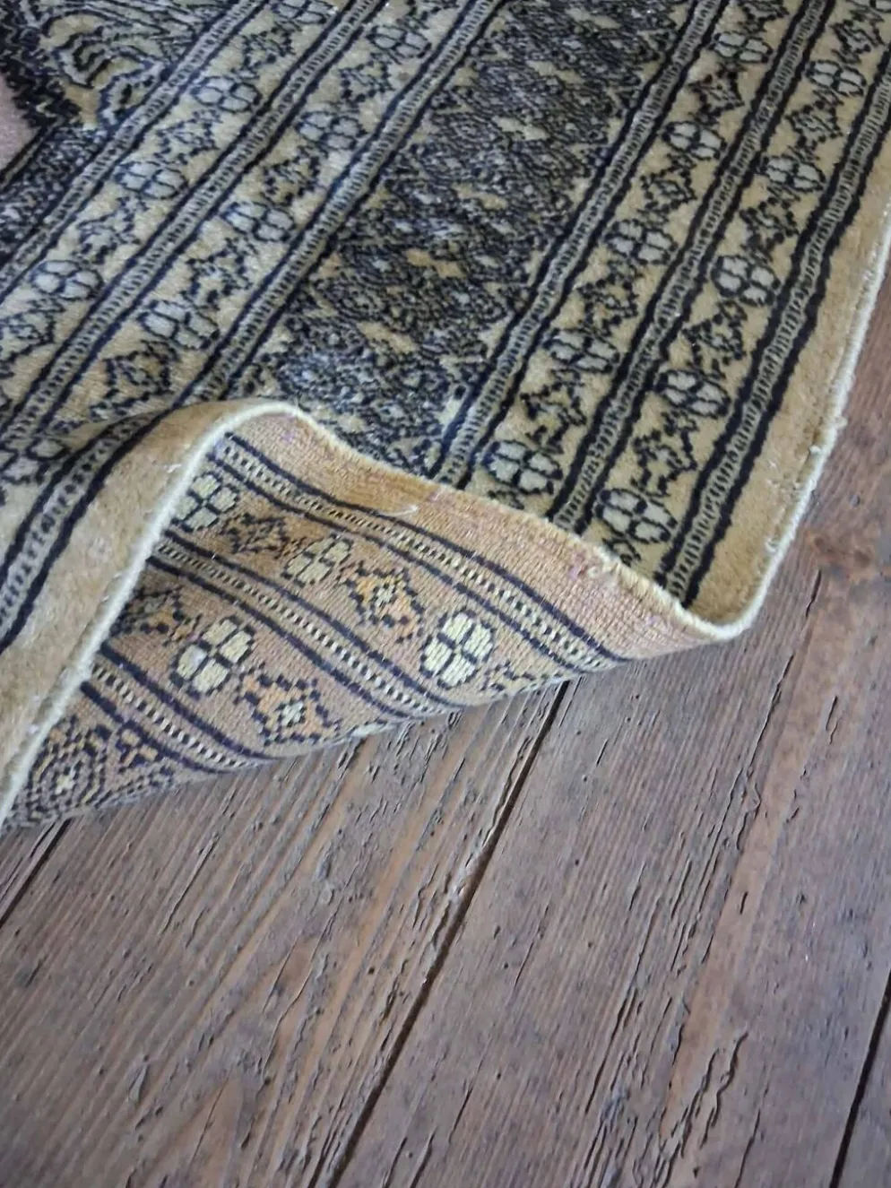 Tapis Pakistanais Boukhara fait main