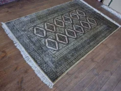 Tapis Pakistanais Boukhara fait main