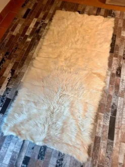 Tapis peau de bête