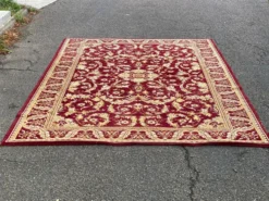 Tapis persan en laine bordeaux 200x300