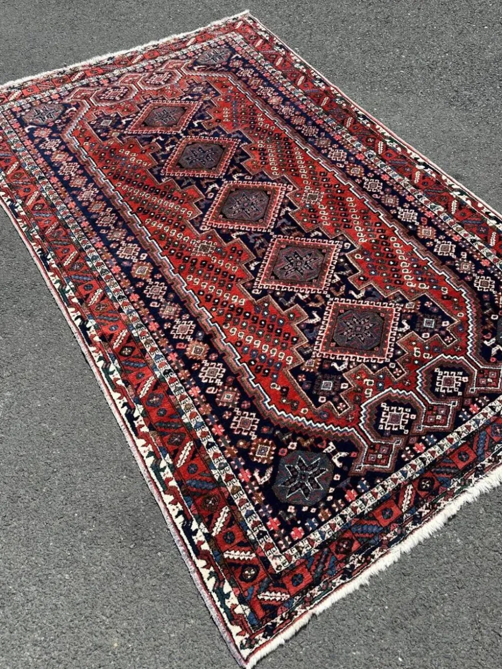 Tapis persan fait main