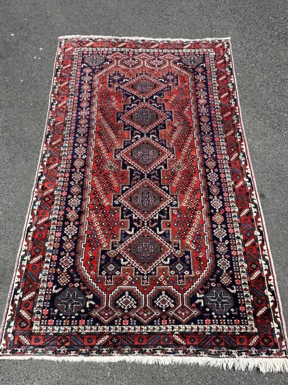 Tapis persan fait main