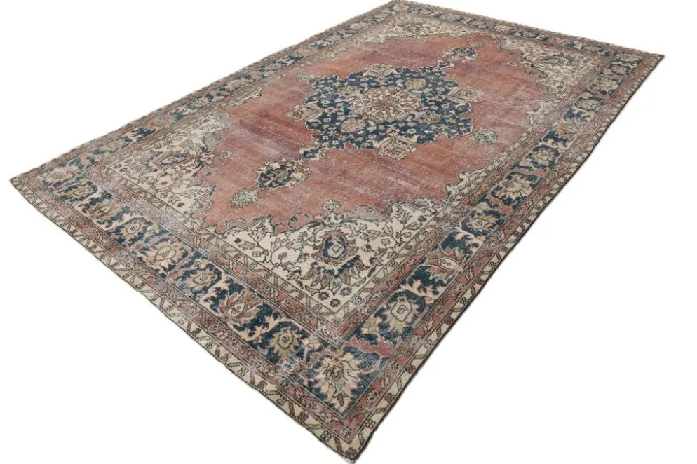 Tapis persan vintage décoratif pastel aux tons terracotta, 238x357 cm