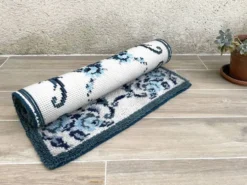 Tapis pure laine bleu 125x78cm