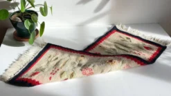 Tapis Rollakan décor de tulipes vintage