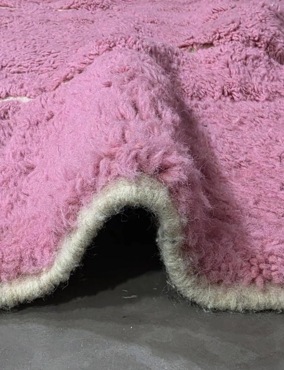 Tapis Rose Contemporain - 390 x 290 cm
