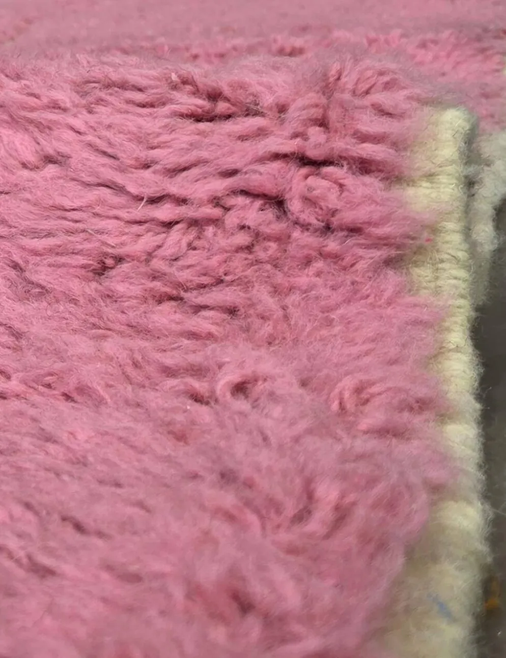 Tapis Rose Contemporain - 390 x 290 cm